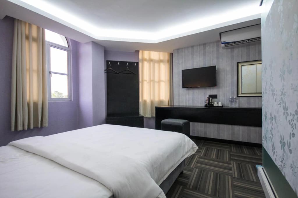 S Hotel - photo 23