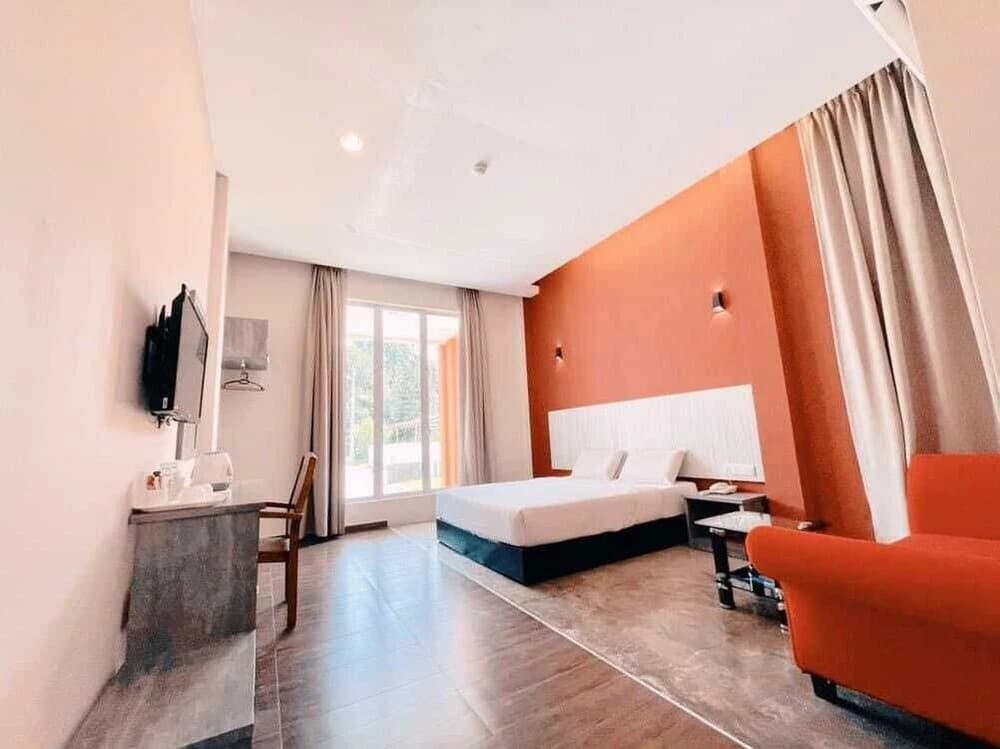 Karang Timur Motel - photo 5