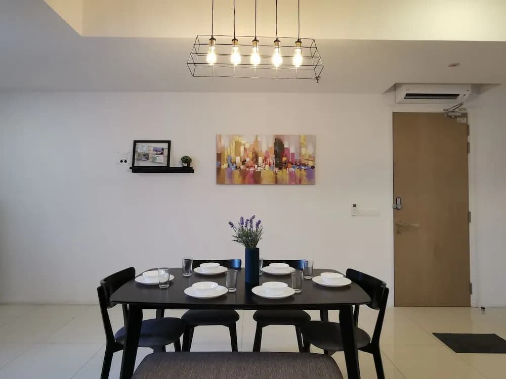 Eminent Suite at ICON City - photo 23