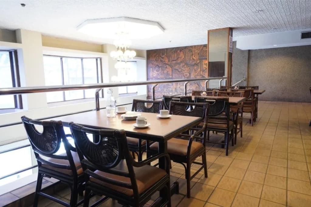 Lodge 18 Hotel - photo 12