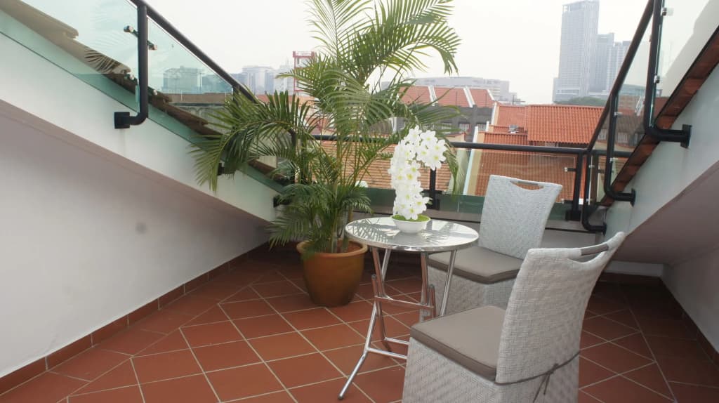 Heeren Straits Hotel - photo 16