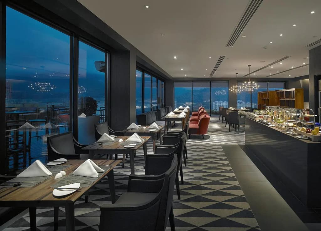 G Hotel Kelawai - photo 27
