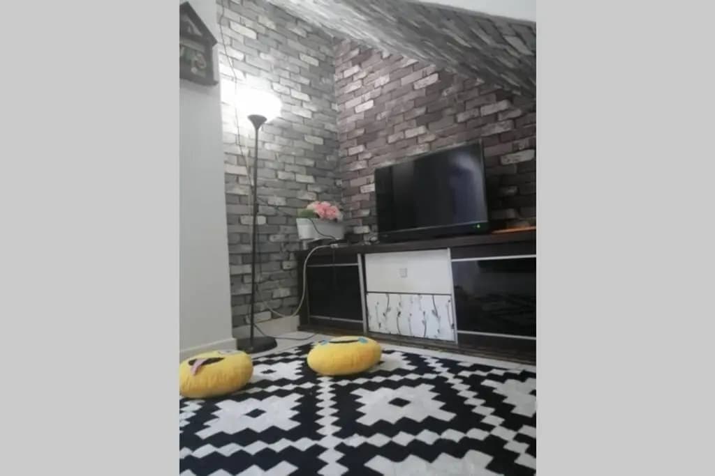 Orked Aeridina Homestay Puchong - photo 2
