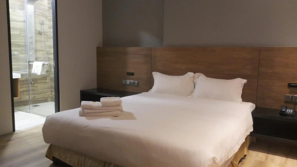 Roxy Hotel Padungan - photo 13