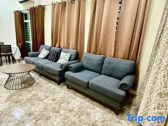 Homestay Selesa KBB Guest House - photo 4