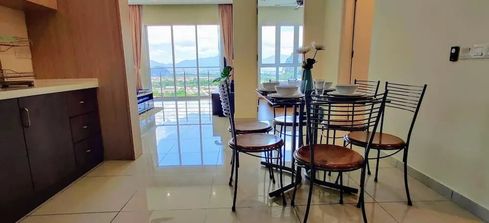 Suites at The Haven Lakeside by Plush - photo 14