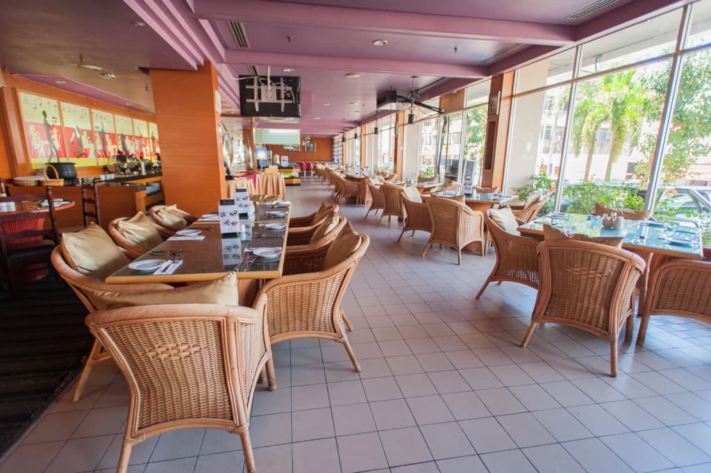 Kemena Plaza Hotel - photo 13