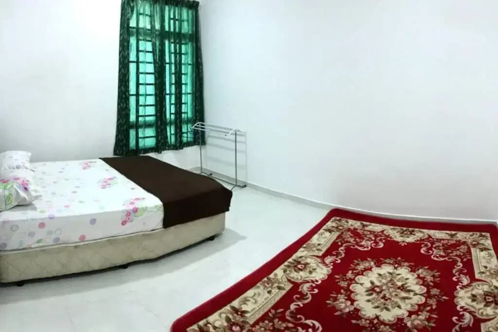 Near Draw Bridge and KT City - Ivana Homestay Unit E - photo 1