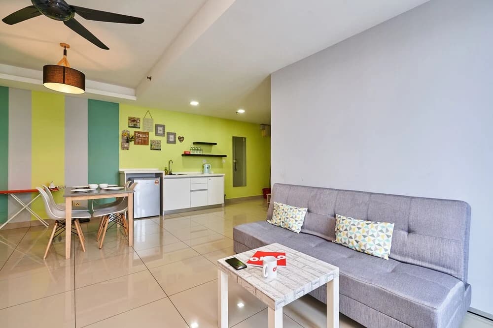 OYO Home 44002 Classic 2br Setia Alam Trefoil. - photo 21