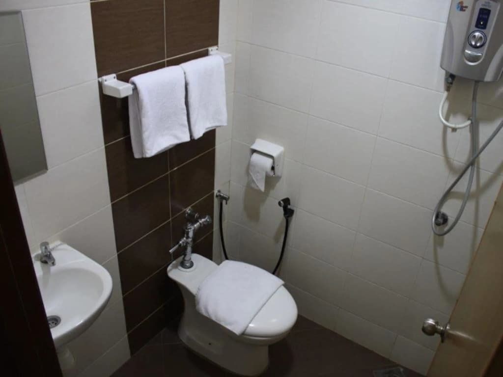 Dynasty Inn Wakaf Che Yeh - photo 8