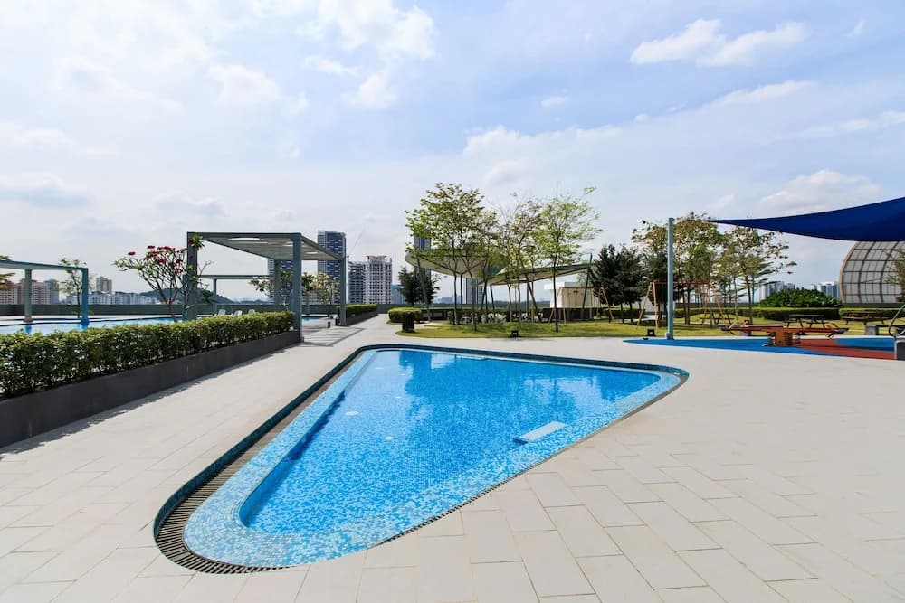 Encorp Strand Residences by Airhost - photo 17