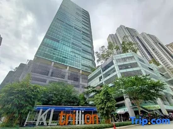 Family Apt@KLCC MRT 3 min/RO Water/Crib/Projector - photo 1