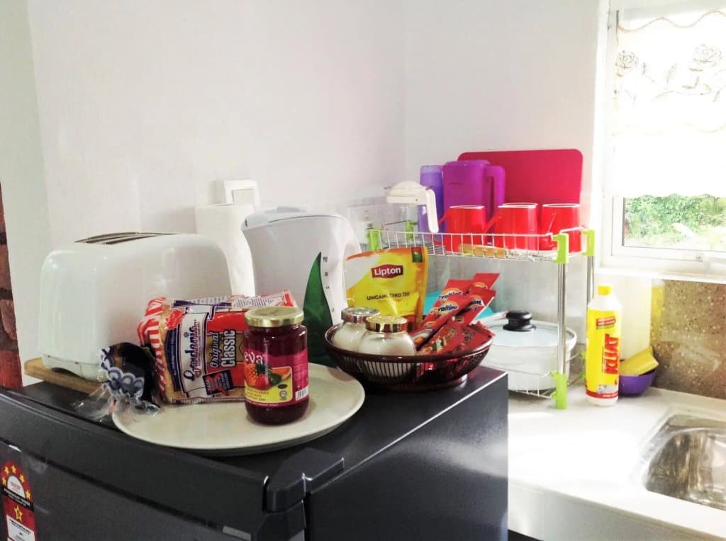 Kapal Terbang Guest House - photo 10