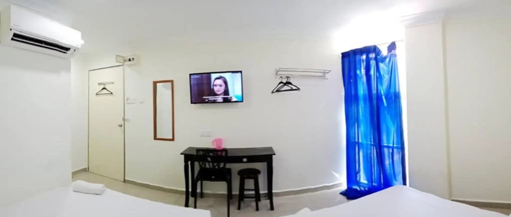 Cattleya Glory Hotel - photo 5
