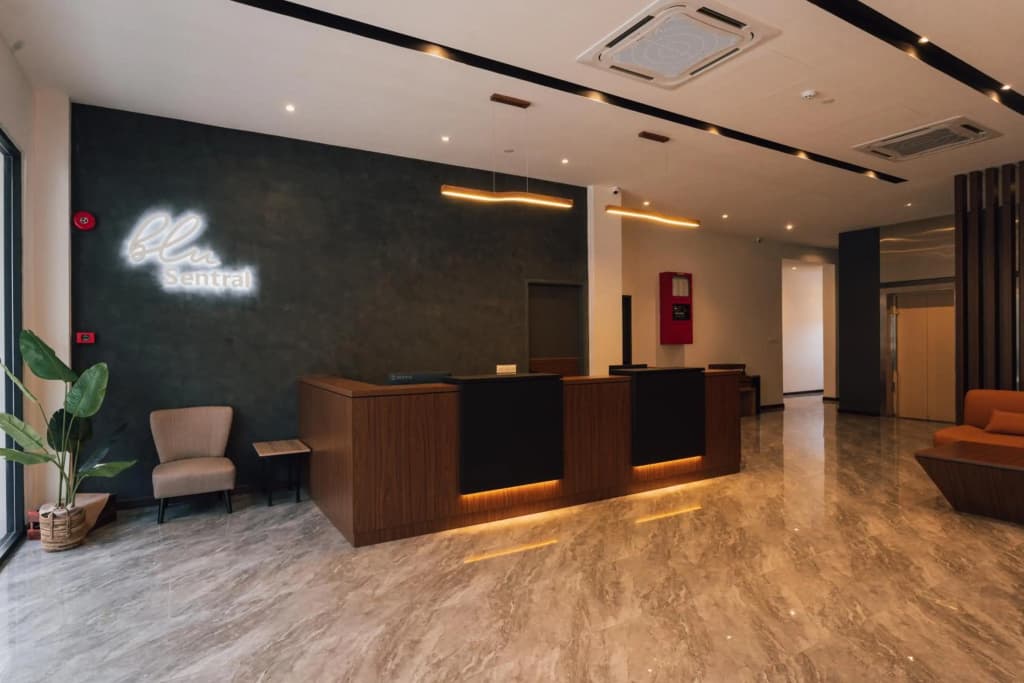 Blu Sentral Hotel - photo 2