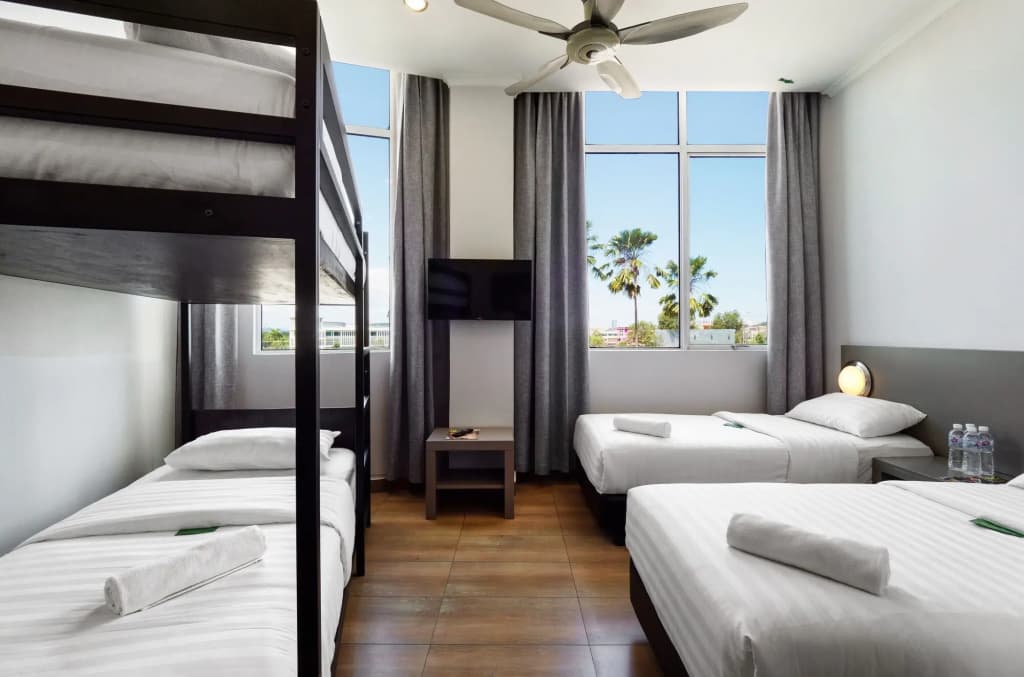 Tune Hotels - 1 Borneo, Kota Kinabalu - photo 27