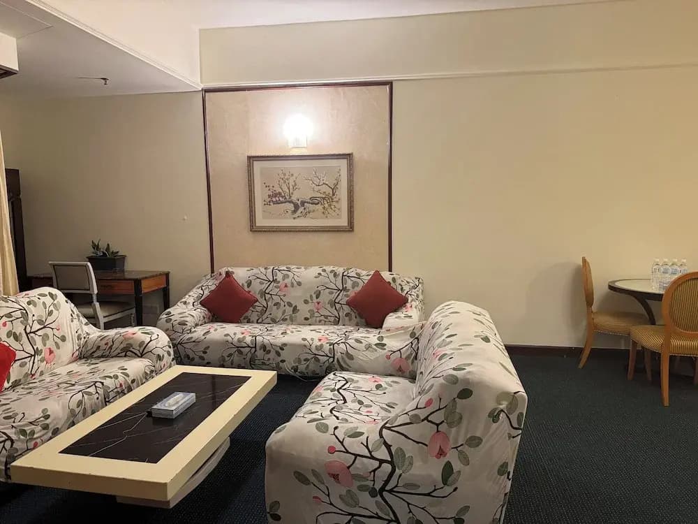 Family Apartment At Times Square - photo 4