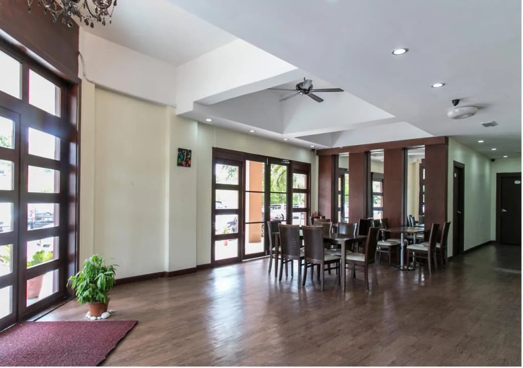 JAM Hotel near ERL Salak Tinggi Sepang - photo 11