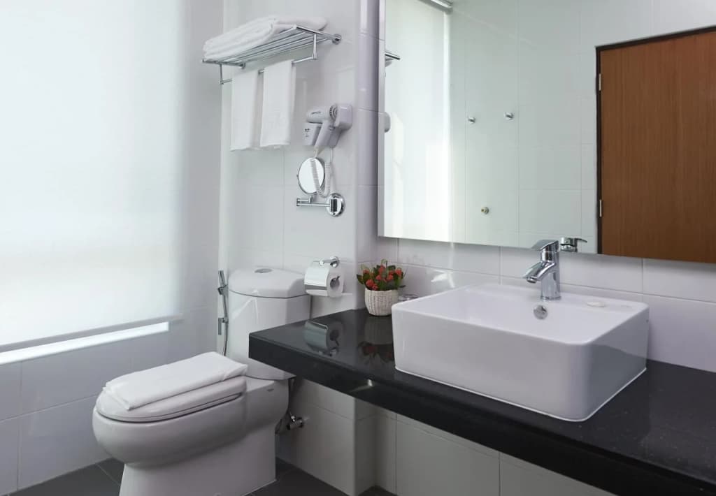 One Pacific Hotel & Serviced Apartments - photo 8