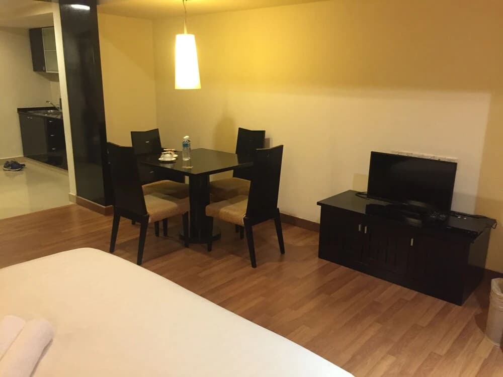 Premier Studios at Resort Suites Sunway - photo 5