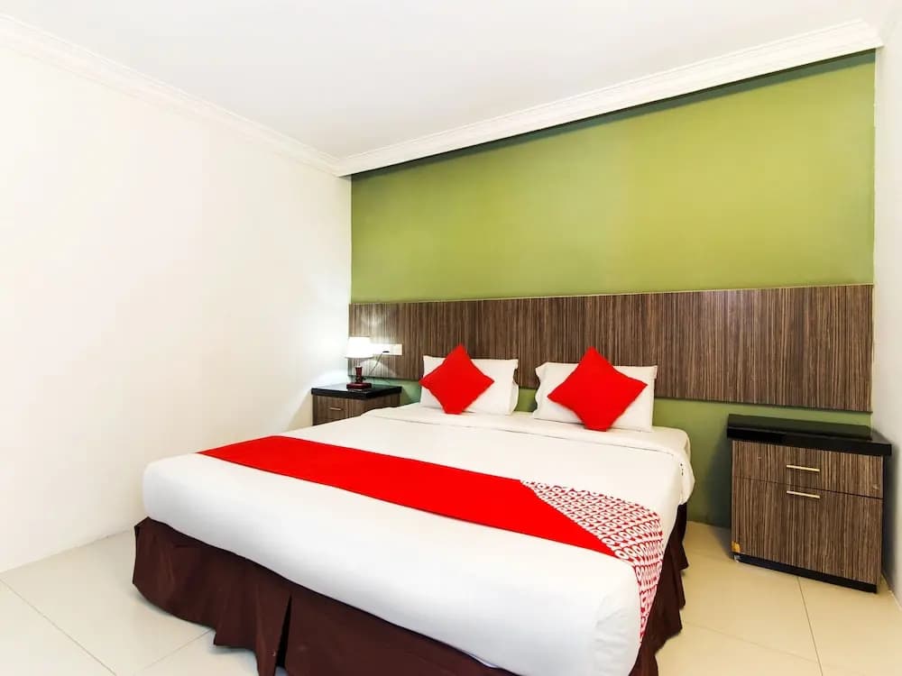 Super OYO 443 Crystal City Hotel - photo 7