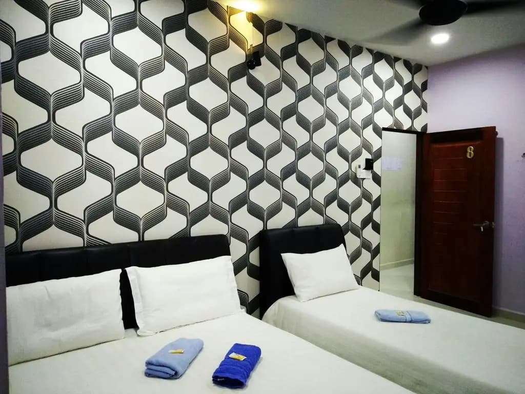 Leaf Guest House - photo 21