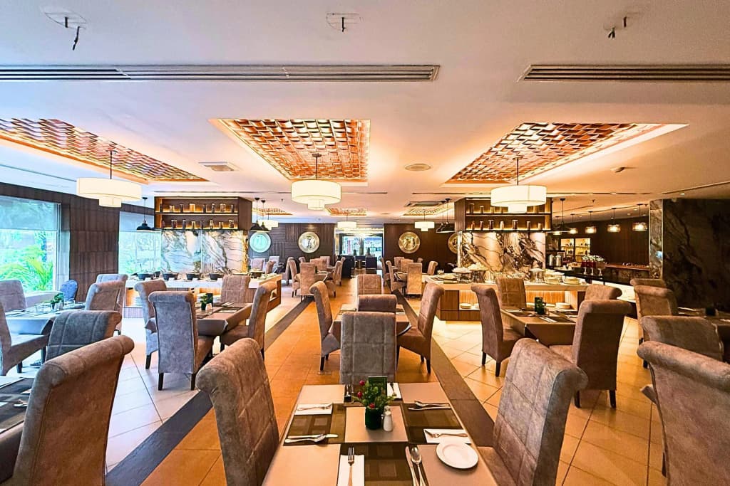 Howard Johnson by Wyndham Kota Kinabalu City Centre - photo 14