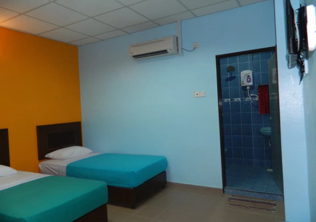 Riverside Hotel - photo 5