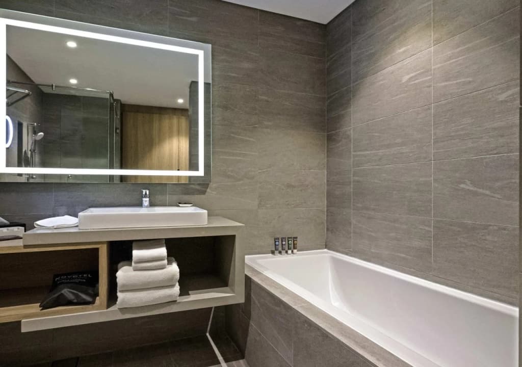 Novotel Kuala Lumpur City Centre - photo 8