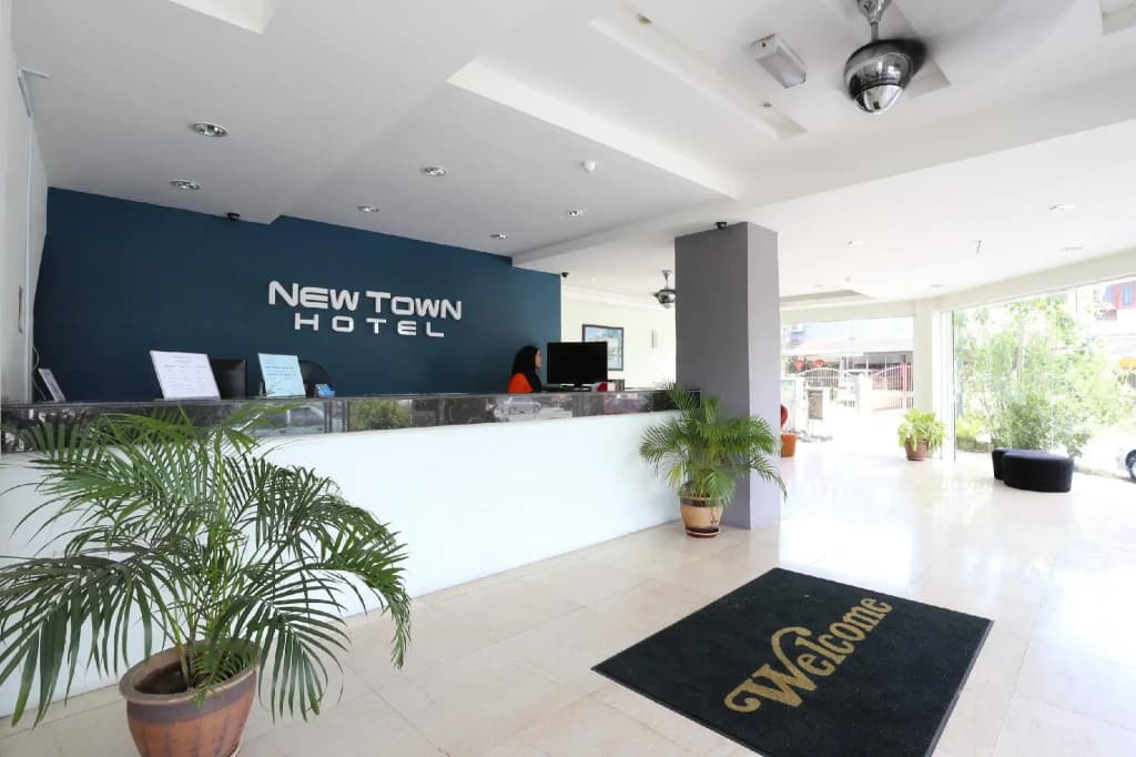 Hotel New Town Klang - photo 10