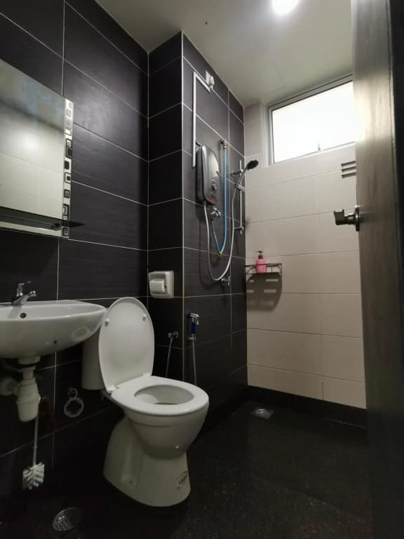 Mount Austin WIFI NETFLIX @HAUZ CINTA - photo 5