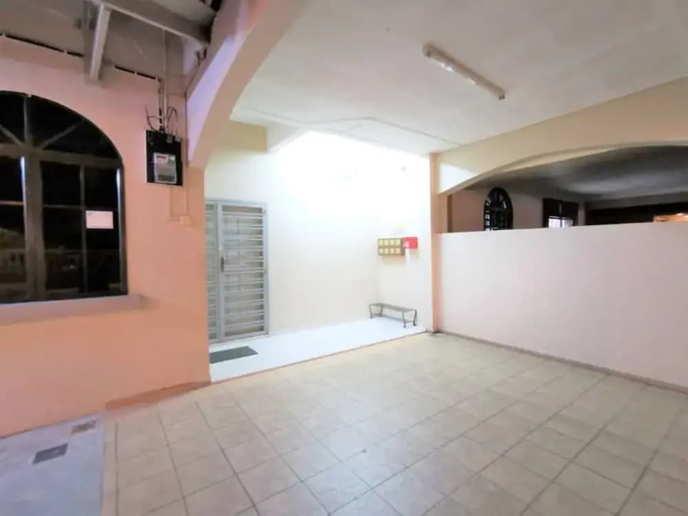 OYO 91031 House No 8 - photo 2