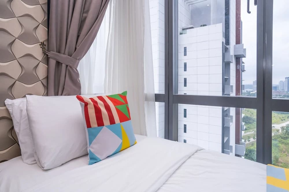 OYO Home 89724 Amazing 2br Grand Medini - photo 5