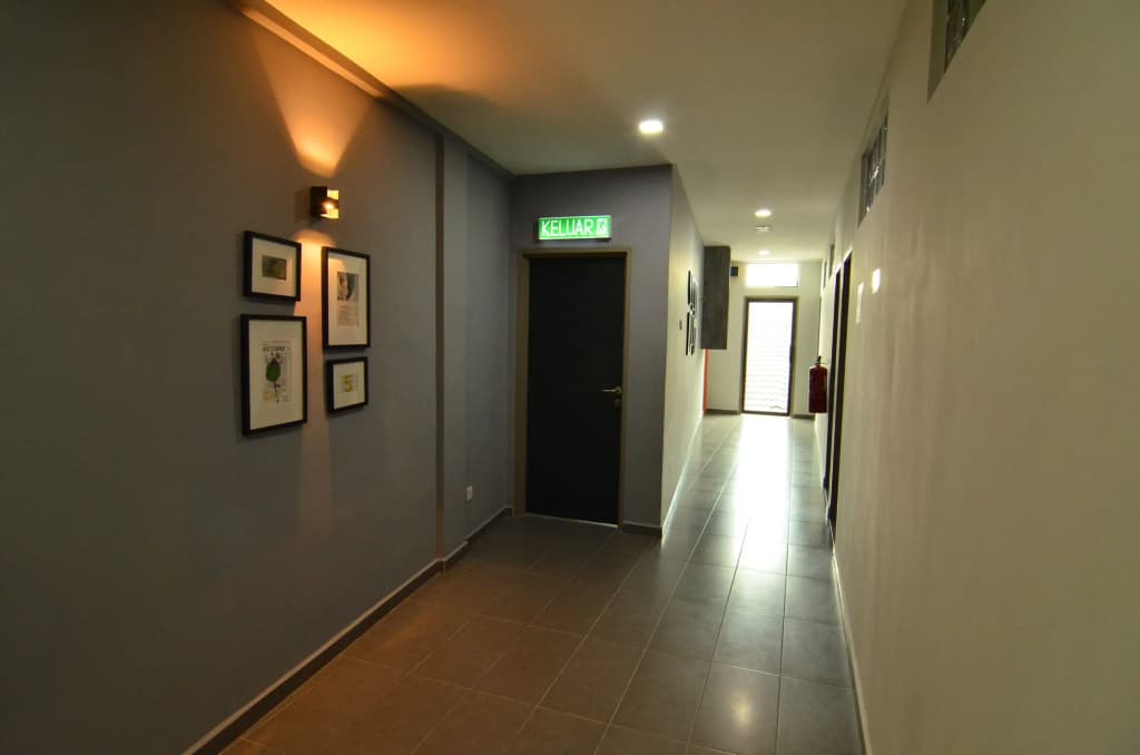 Travelland Hotel - photo 18