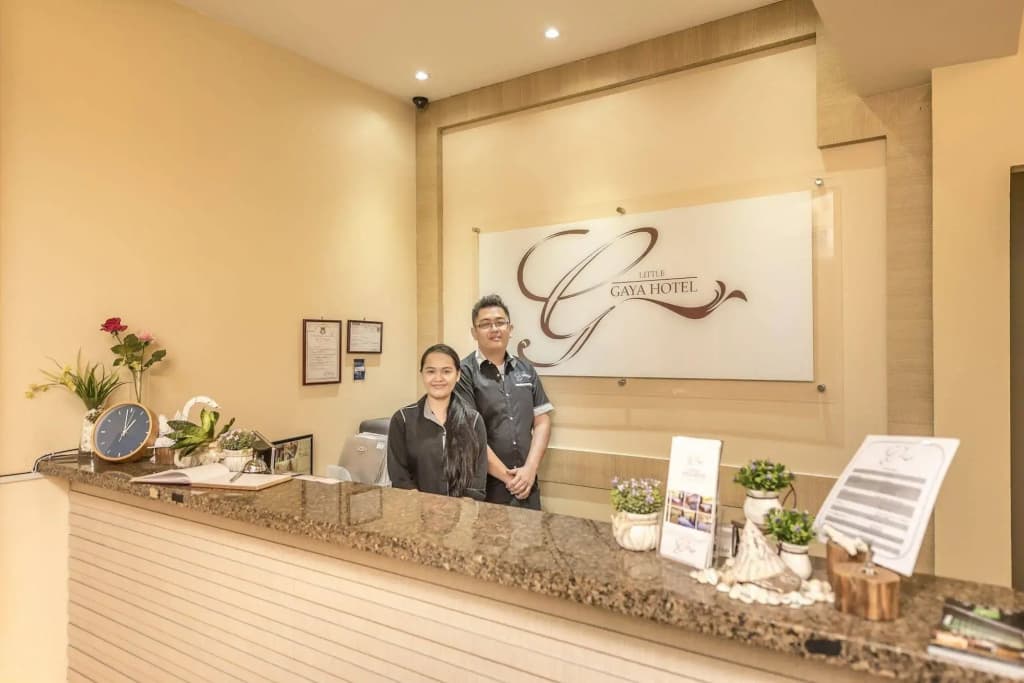 Little Gaya Hotel - photo 17