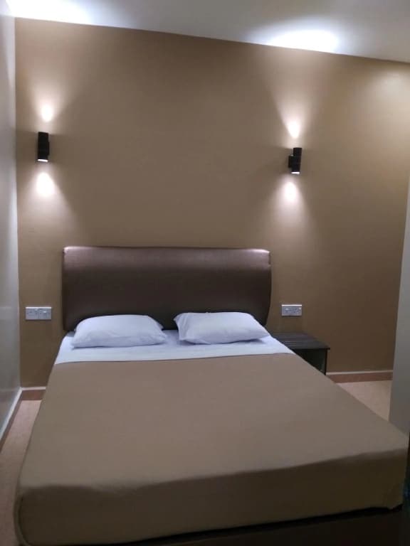 The Pines Hotel - photo 5
