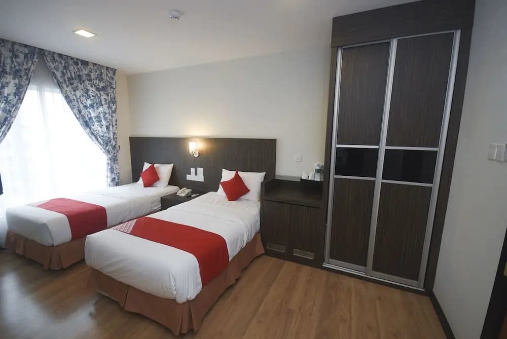 OYO 89399 Sudara Beach Resort - photo 3