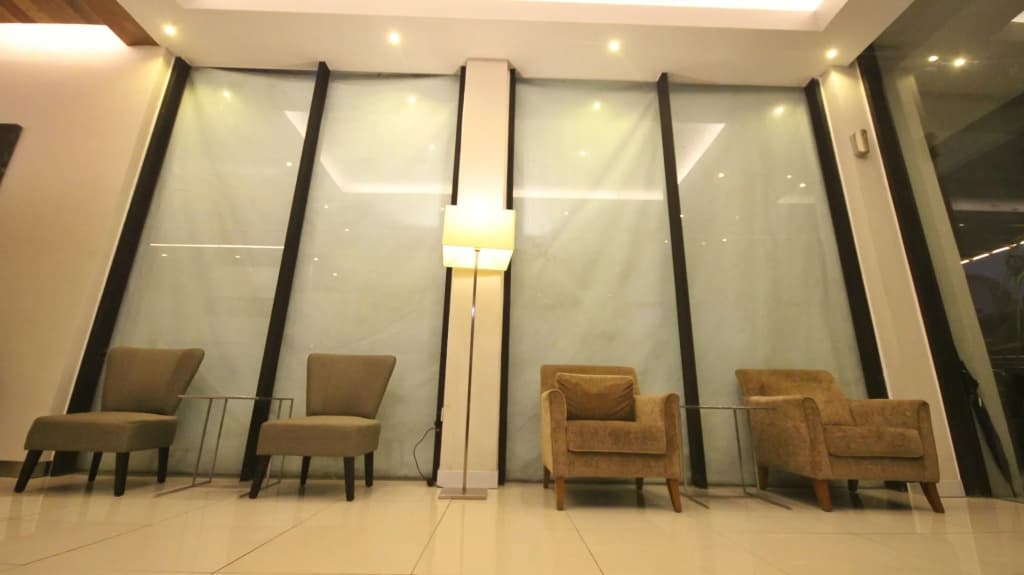 The Riverbank Hotel - photo 12