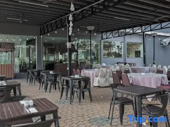 Kingston Hotel 16 @ Legoland Johor Bahru formerly known as Amansari Hotel Nusajaya - photo 4