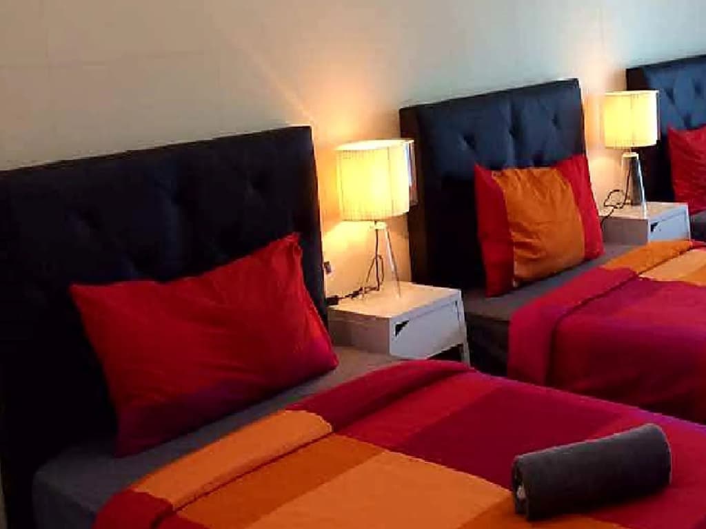 Summer Suites Vacation Home - photo 4