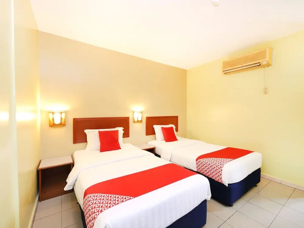 Oyo 447 Comfort Hotel Meru - photo 4