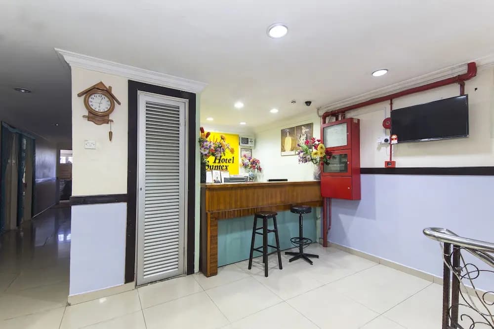 OYO 329 Suntex Hotel - photo 11
