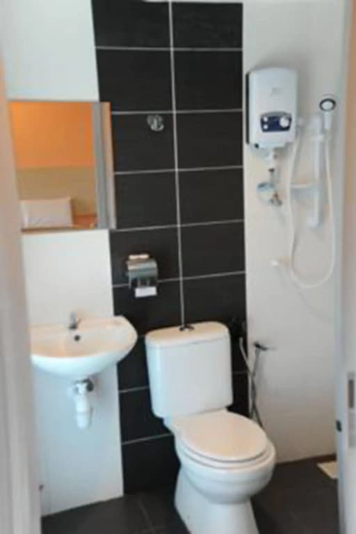 906 Hotel Airport - photo 10