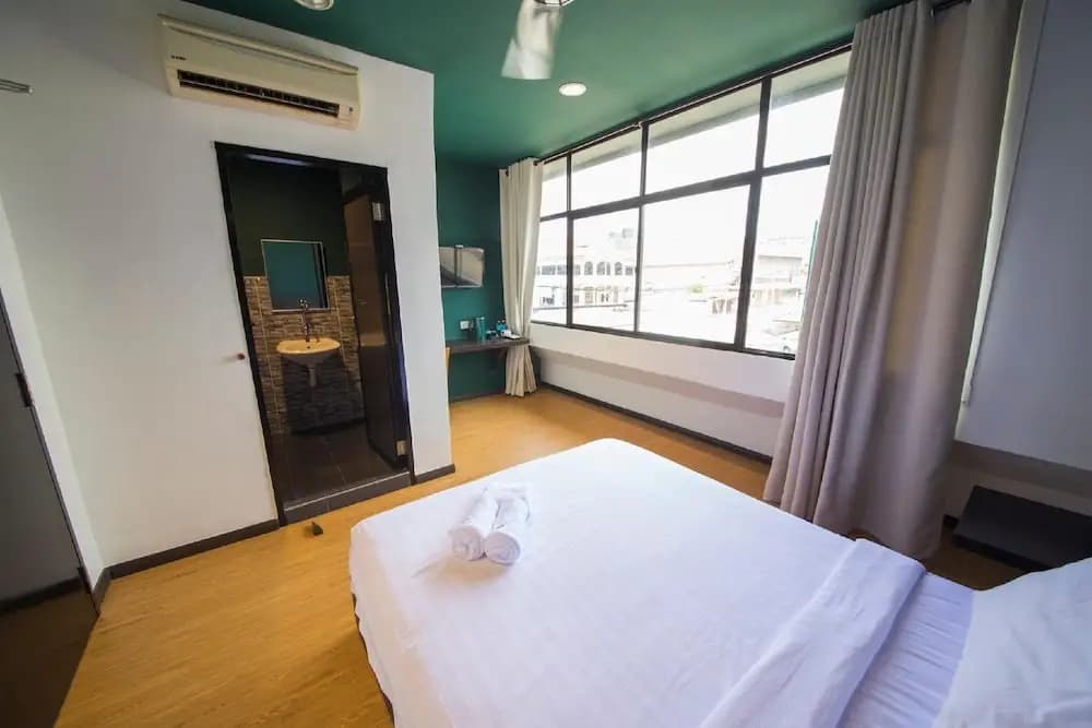 Room V Jalan Jenang - photo 4