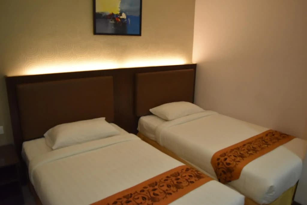 Sunrise Hotel - photo 23