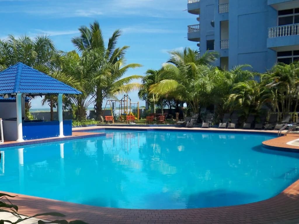 Sanctuary Resort - photo 17