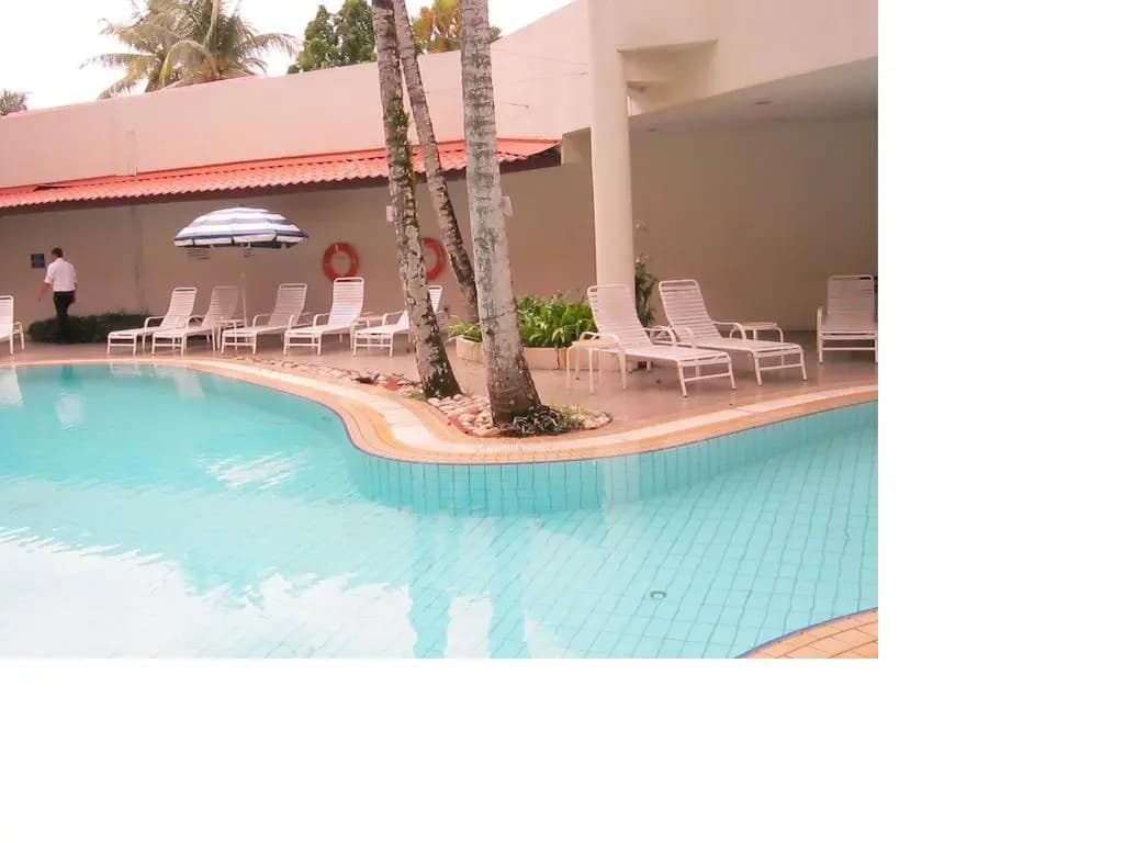 Grand Dormani Rajah Court Hotel - photo 12