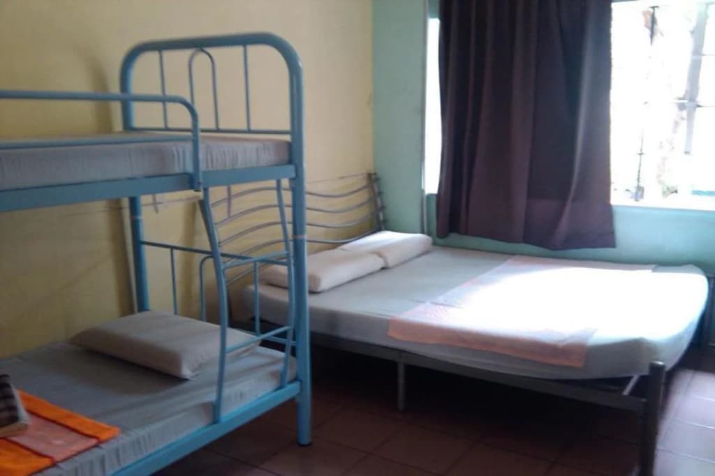 Jesselton Cabin - Hostel - photo 2