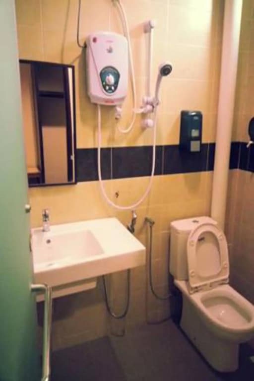 Hotel Centre Point Tampin - photo 8