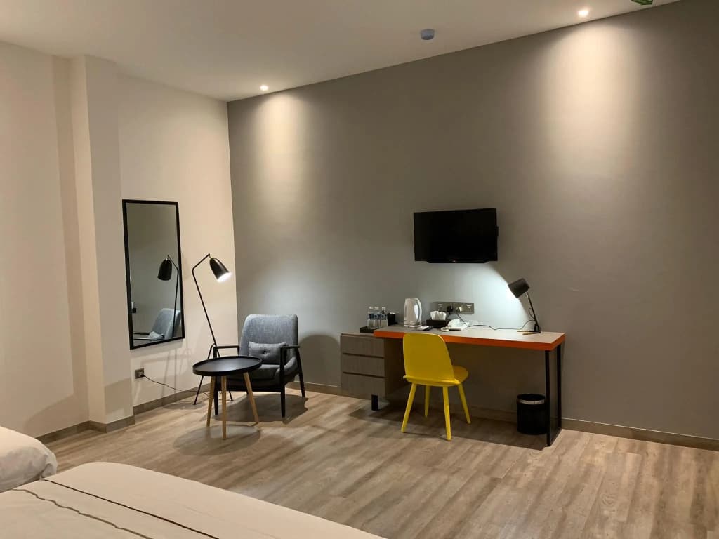 K Hotel - photo 3